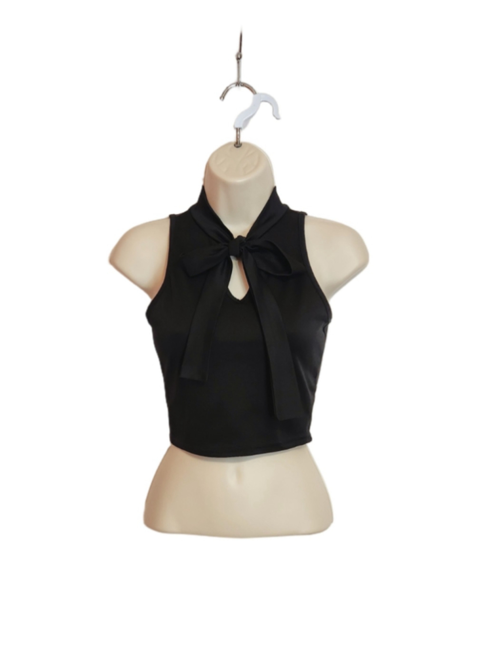 Boohoo Black Front Tie Neck Bow Keyhole Sleeveless Crop Fitted Top Size 2